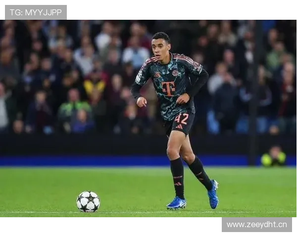 穆西亚拉：欧冠淘汰赛稳定输出的新生代核心解析