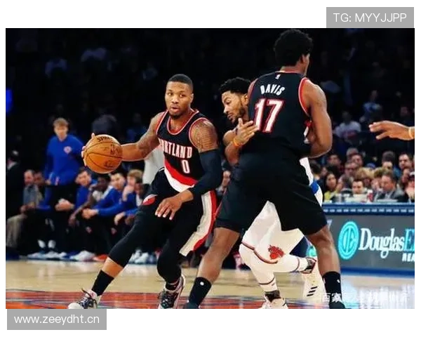 扬尼斯挡拆强突制造高效内线胜过库里外线拉扯